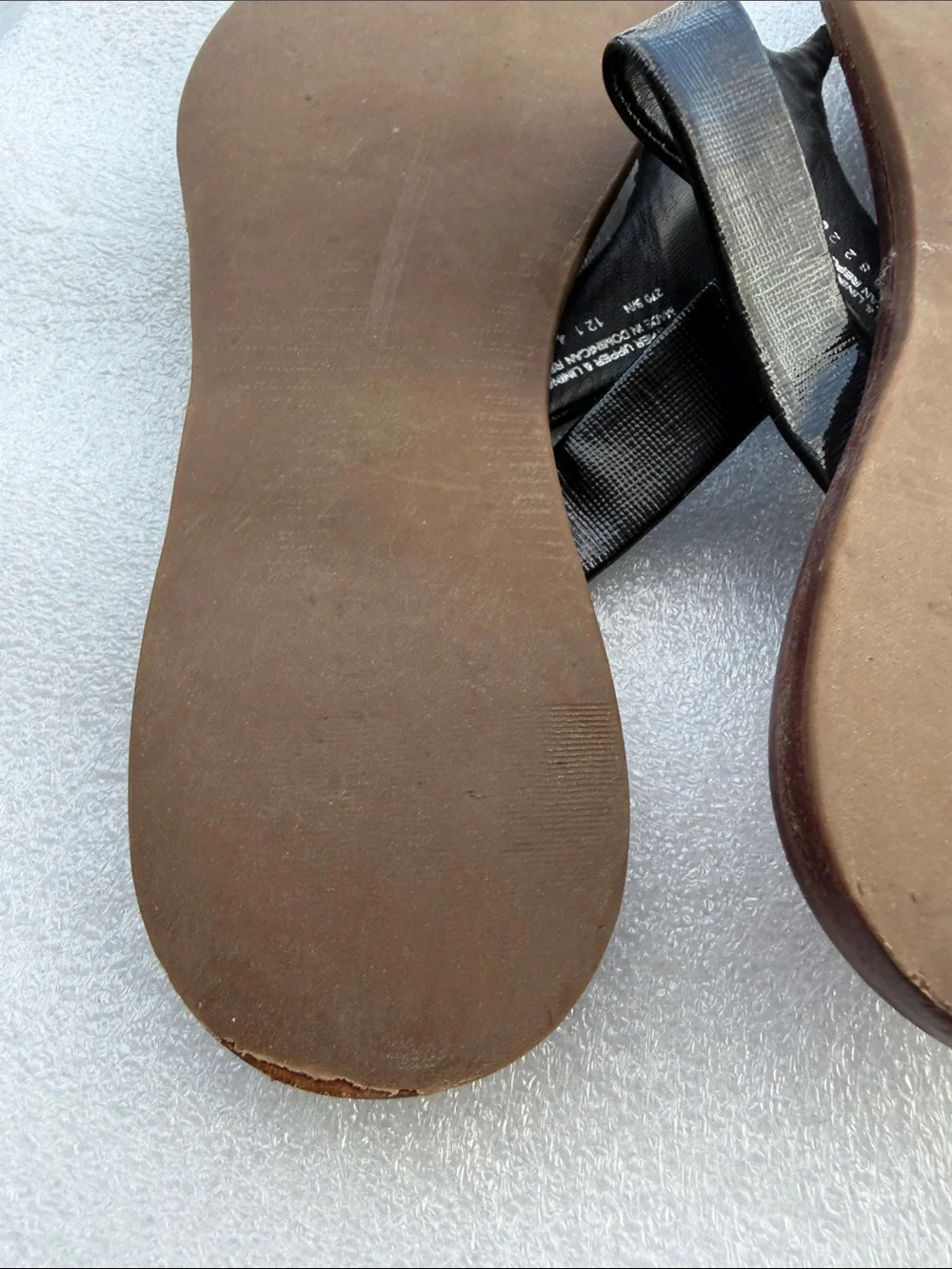 Tory Burch Black Leather Thong Sandals with Gold Logo